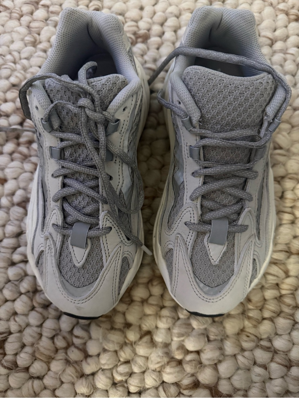 Adidas Yeezy Boost 700 V2 static. Size 6. Women 7. They run small